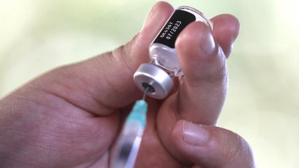  OMS llama a seguir vacunándose contra el Covid, todavía 