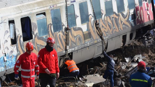  Huelga por accidente ferroviario paraliza todos los trenes en Grecia  
