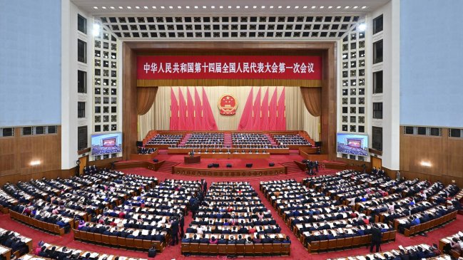 China fija sus objetivos para el primer año después del fin del 