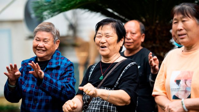 China fundó una universidad para adultos mayores ante el envejecimiento poblacional