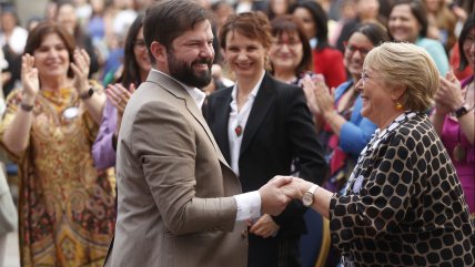   Regresó a La Moneda: Bachelet participa en acto del Gobierno por el 8M 
