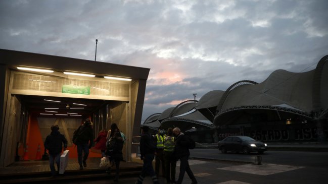 Falla en tren mantuvo servicio parcial en la Línea 5 del Metro