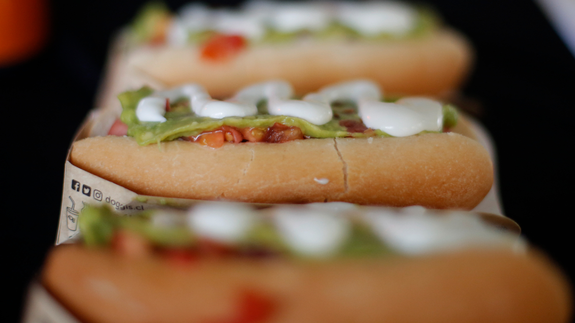 Adulta mayor muere asfixiada tras comer un completo en San Antonio