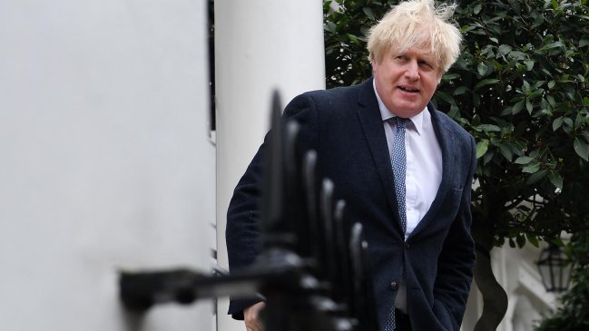 Boris Johnson admite que llevó al engaño al Parlamento británico, pero 