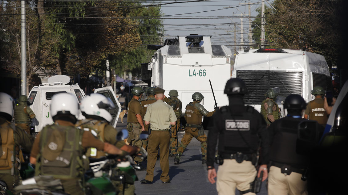 Nueva demolición de ampliación irregular en La Florida desató incidentes