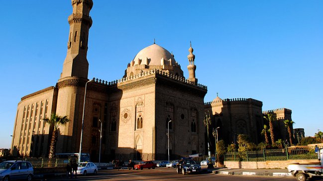  La fiscalía egipcia investiga el asesinato de un imán en una mezquita  