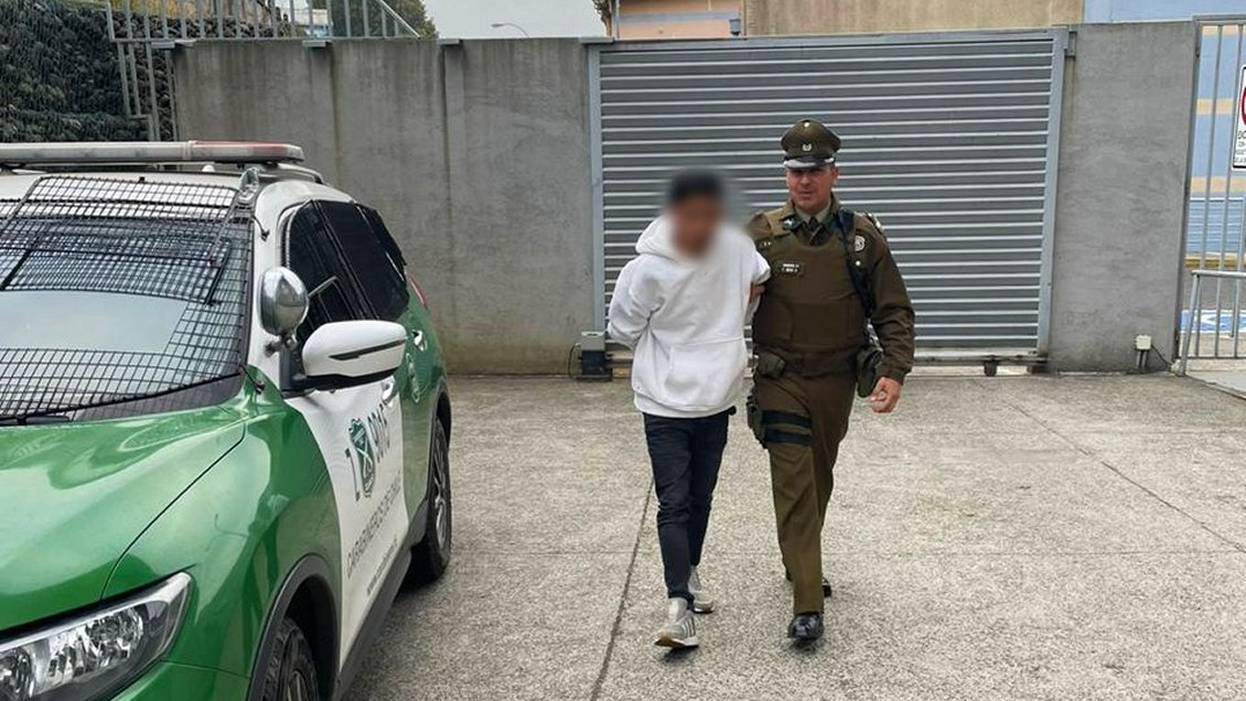 Mala maniobra de conductor inDrive permitió arrestar a delincuente armado