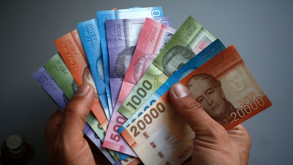 Este miércoles comenzó el pago duplicado del ex Bono Marzo 2023