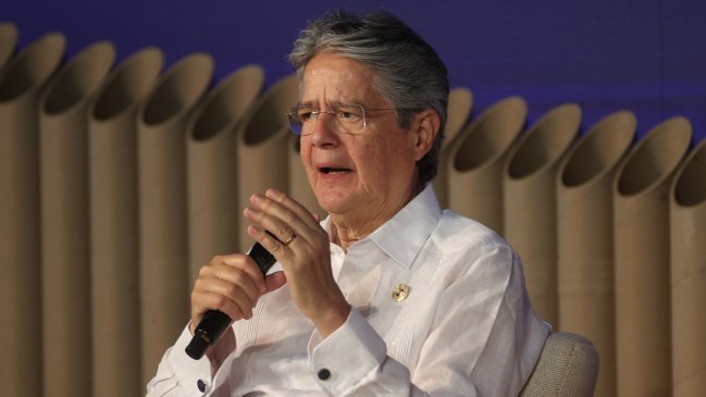 Corte Constitucional dio luz verde para juicio político contra el presidente de Ecuador