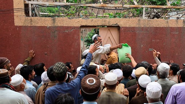   Cinco muertos en estampidas por conseguir harina en Pakistán en plena crisis 