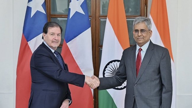  Chile busca acercarse a la India para 