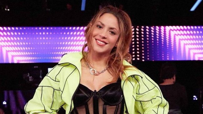   Shakira anuncia que deja España junto a sus hijos tras una década de residencia 