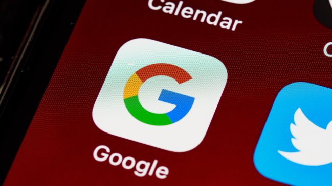   Google ajusta sus gastos: Reducirá costos en computadores, corcheteras y cafeterías 