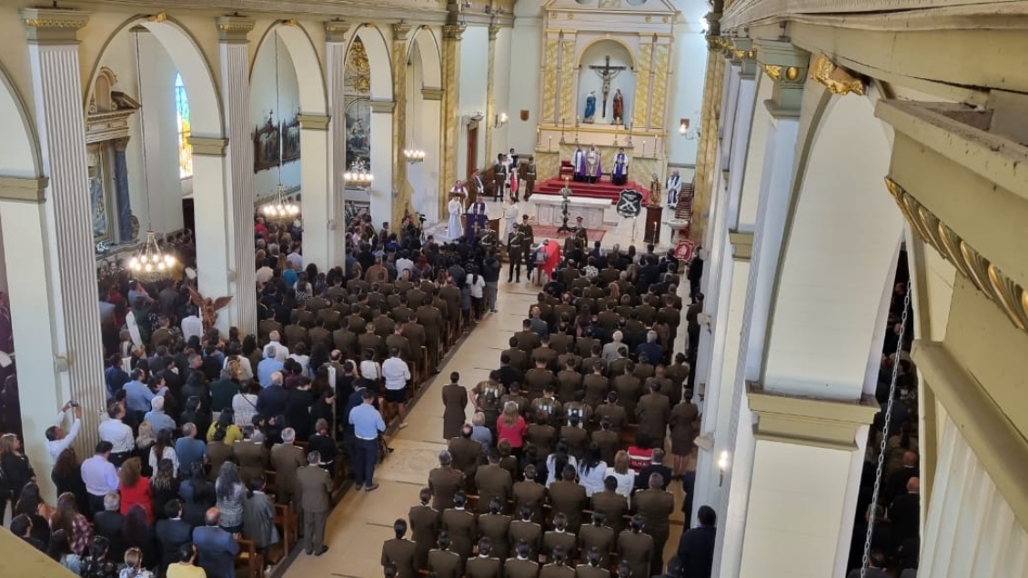 Rancagua despidió al ahora suboficial mayor Daniel Palma con gran concurrencia de vecinos a misa