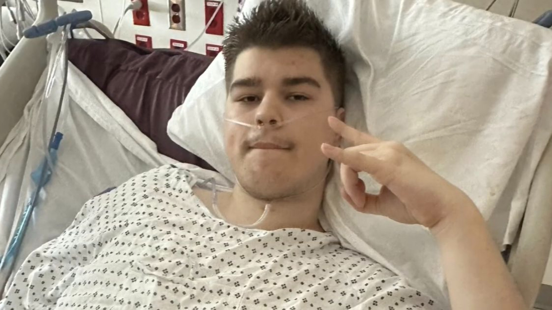 Joven quiso grabar una broma para su canal de Youtube y le dispararon en el estómago