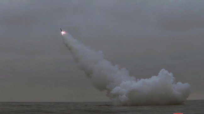   Corea del Norte lanzó un misil balístico que sobrevoló el norte de Japón 