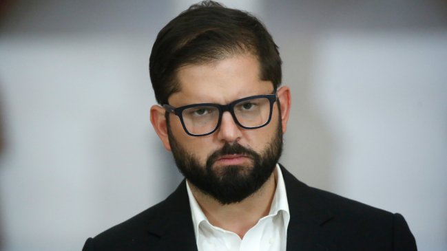 Cámara pidió que Boric se disculpe con Carabineros: Diego Ibáñez acusa 