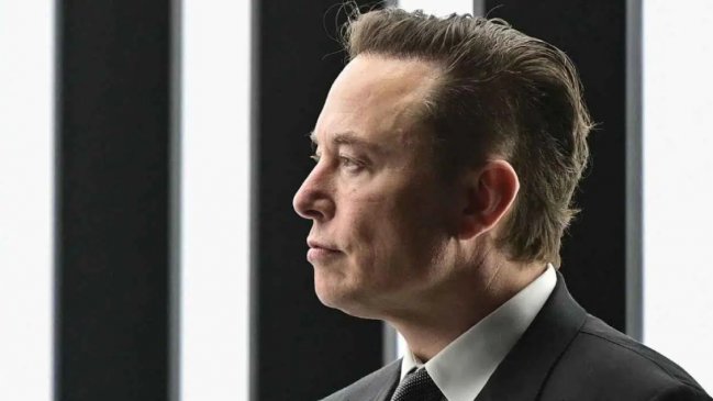 Elon Musk va a lanzar su propia empresa de inteligencia artificial para competir con ChatGPT