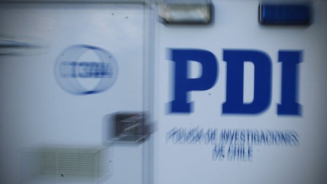 PDI indaga el hallazgo de una cabeza humana afuera de un block de departamentos en Maipú