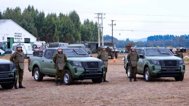 Gobierno entregó camionetas blindadas a Carabineros de Ercilla