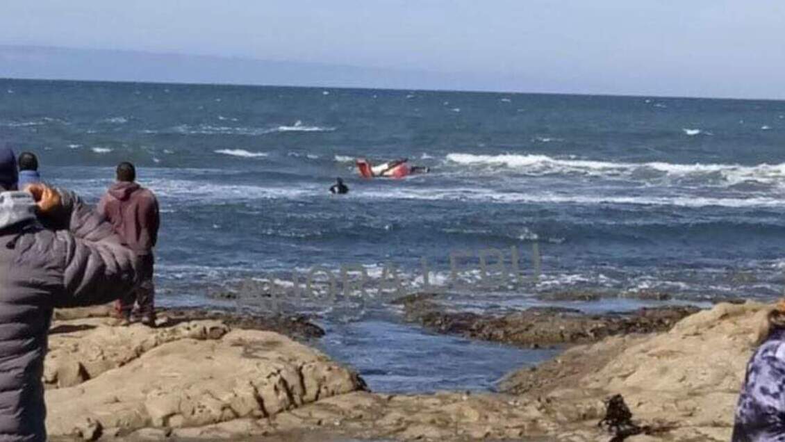 Cuatro fallecidos dejó caída de avioneta en la costa de Isla Mocha