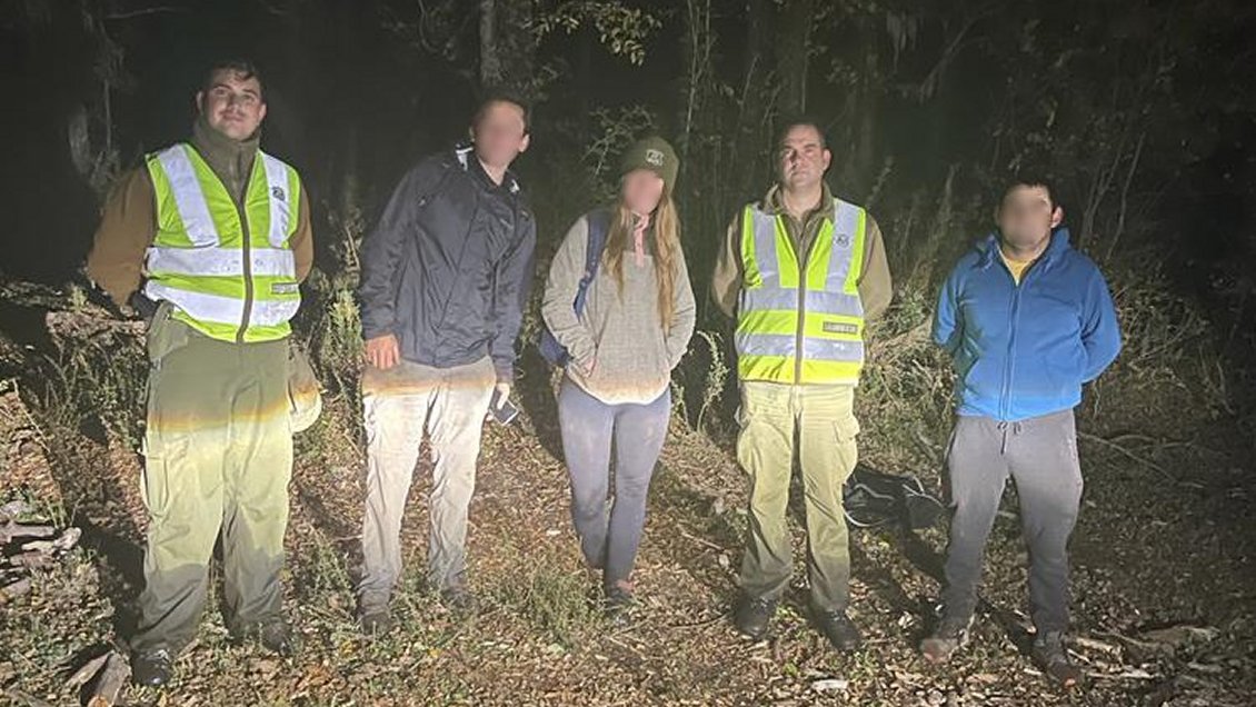 Carabineros rescató a excursionistas que se perdieron en el Glaciar Sierra Nevada