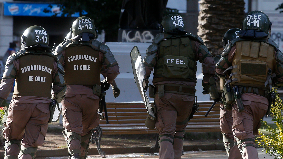 Ley Naín-Retamal: Tribunal absolvió a cinco carabineros acusados de apremios ilegítimos durante el estallido