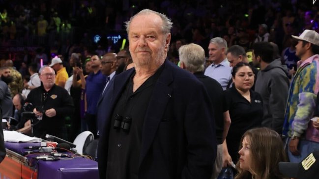 Jack Nicholson reapareció en público para un partido de los Lakers