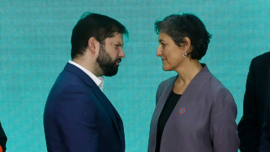 Presidente Boric respaldó gestión de ministra Aguilera en ley corta de isapres