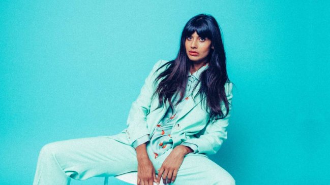 Actriz Jameela Jamil criticó homenaje a Karl Lagerfeld en Gala Met 2023
