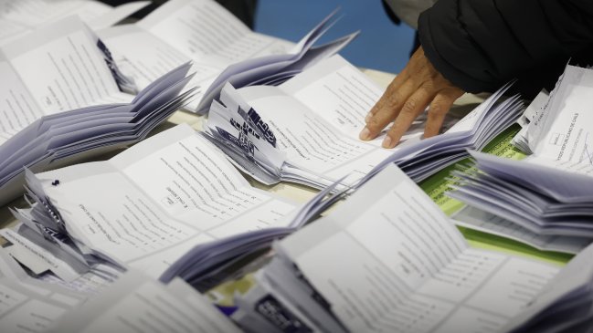 Claudio Fuentes y los 2,6 millones de votos nulos y blancos: 