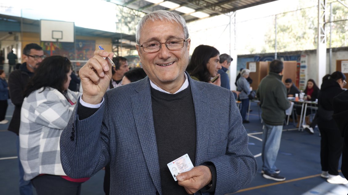 Aldo Valle, consejero electo por Valparaíso: 