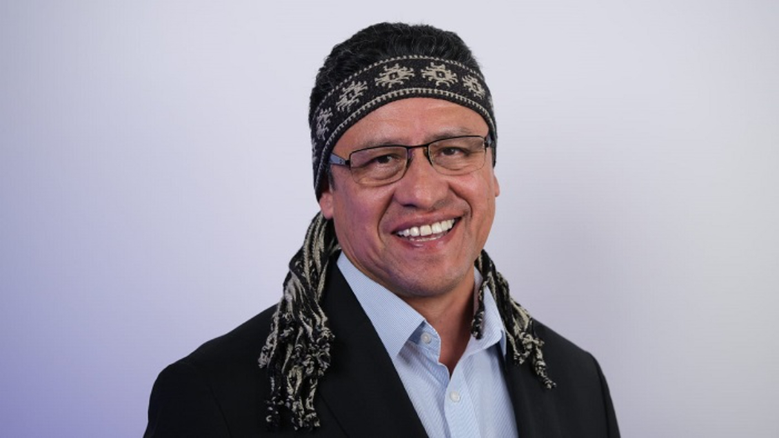 Alihuen Antileo desecha la plurinacionalidad, pero promoverá escaños indígenas para el Congreso