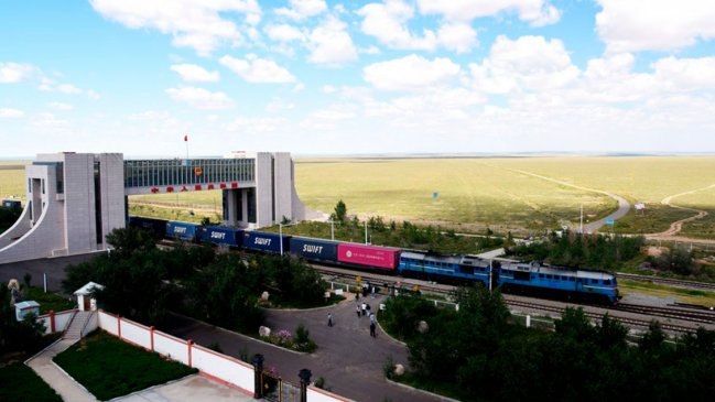 Puerto terrestre maneja más de 1.000 trenes de carga China-Europa