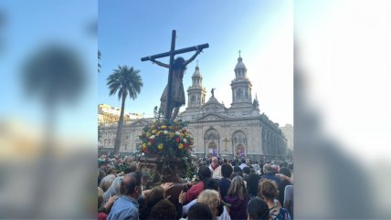  Con masiva participación retornó la procesión del Cristo de Mayo  