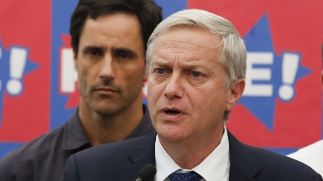 Por la boca muere el pez: Partido Republicano impuso silencio a sus consejeros