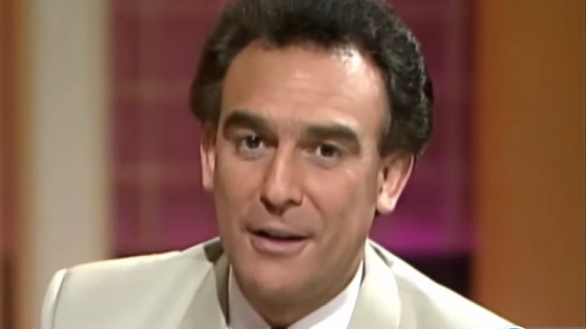 César Antonio Santis está internado crítico