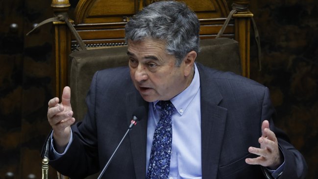 Presidente del Senado pide a Boric apurar 