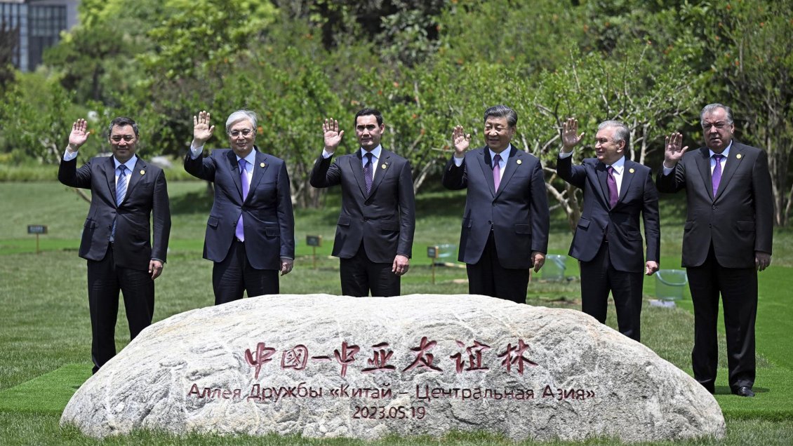 China y países de Asia Central promoverán la construcción de un corredor de transporte