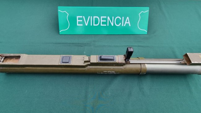Carabineros allanó un domicilio en Iquique y encontró un lanzacohetes