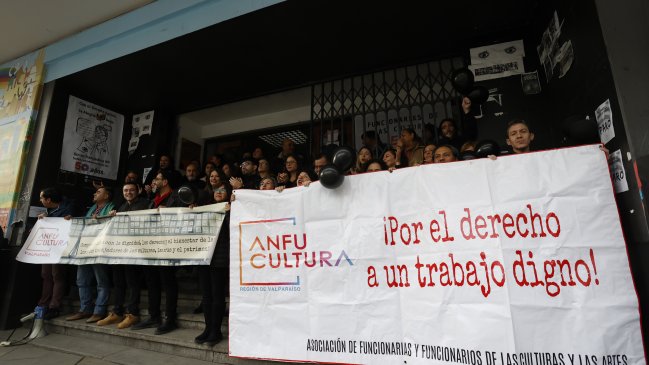  Funcionarios del Ministerio de las Culturas piden la destitución de subsecretaria Gutierrez  