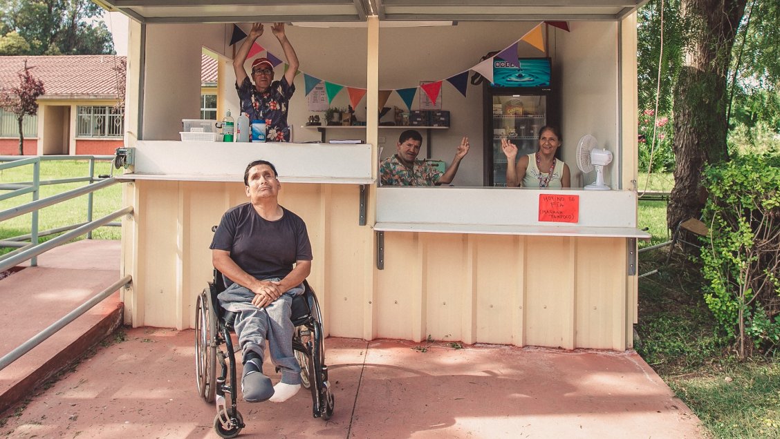 Proyectos de ocho regiones reciben financiamiento para inclusión laboral