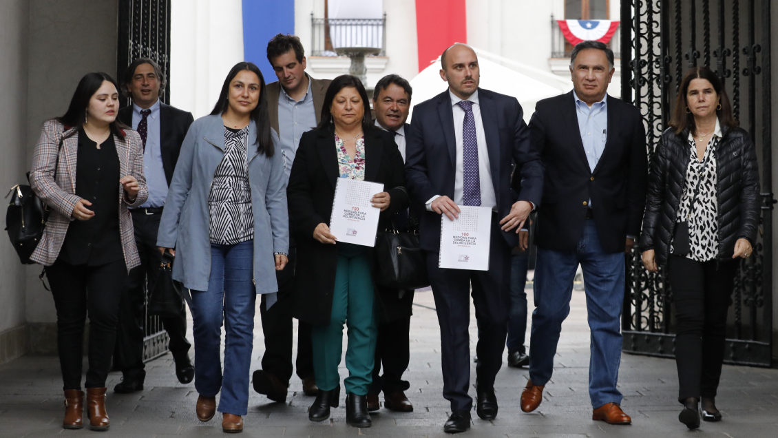 Bancada de RN anunció que impulsará acusación constitucional contra Ávila