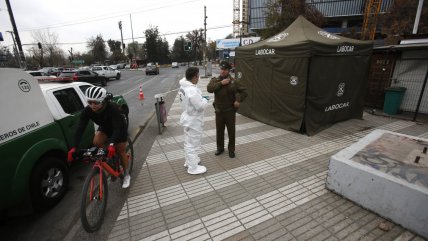  La Reina: Vecinos encontraron un cadáver flotando en el canal San Carlos  