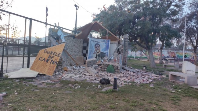 Familia demolió el mausoleo narco de Lo Espejo y dejó un mensaje: 