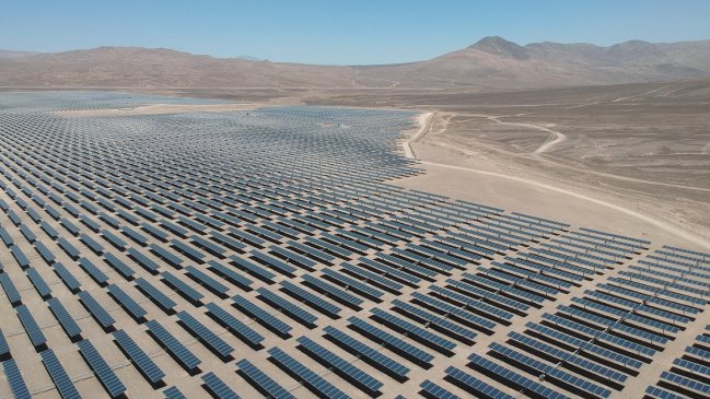   Compañía AES Andes adquirió central fotovoltaica ubicada en Sierra Gorda 