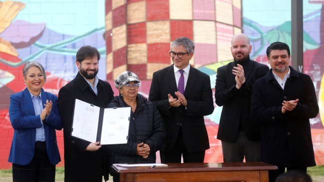 Presidente Boric firmó proyecto que amplía en 60 mil pesos el Bono Invierno