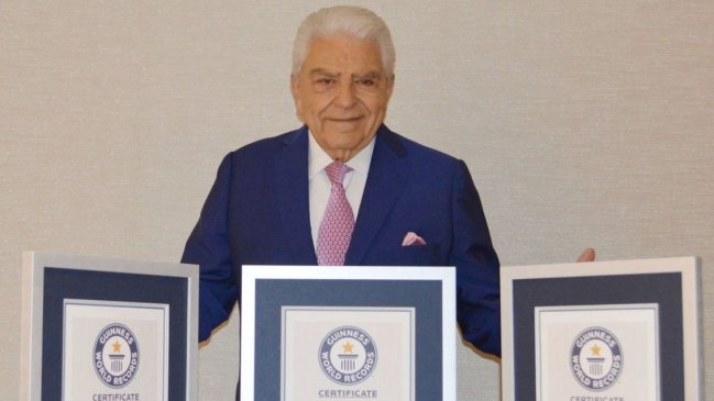   Don Francisco fue galardonado con tres Premios Guiness: 