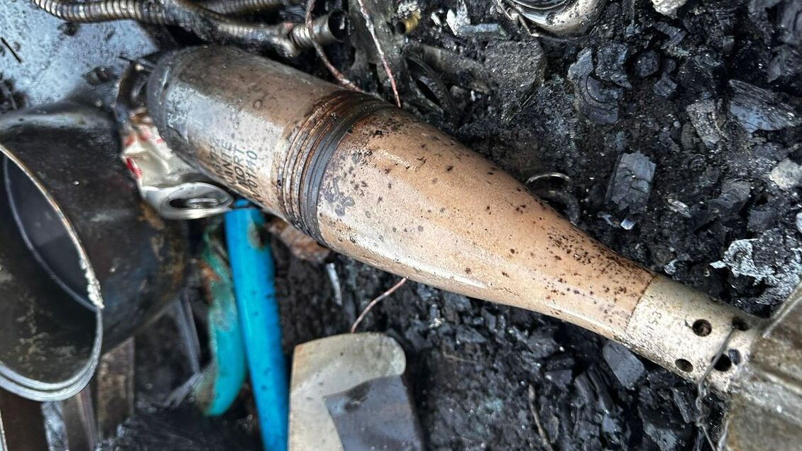 Mortero de uso militar fue encontrado en cabaña incendiada en Los Ángeles