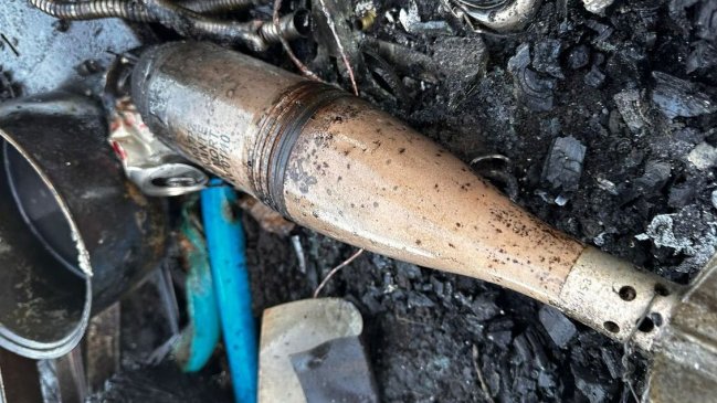 Mortero de uso militar fue encontrado en cabaña incendiada en Los Ángeles